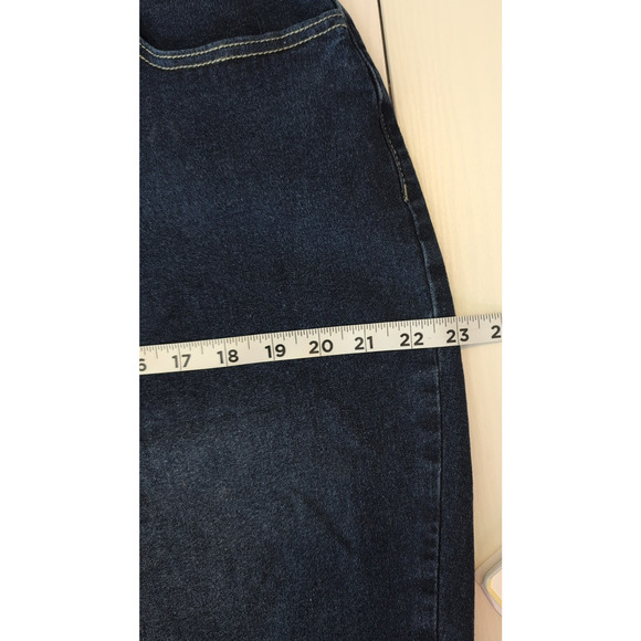 Shein Women's Plus Size 3XL Blue Skinny Distressed Dark Wash Cotton Blend Jeans - Picture 6 of 14